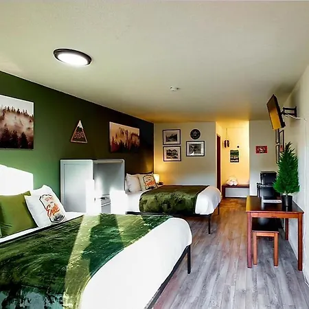 Evergreen Inn